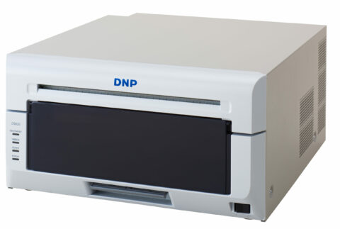 DS820_001 מדפסת תמונות מגנטים